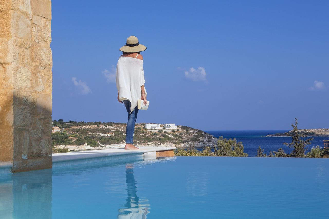 Olea Villas - Infinity Pool, Hot Tub, Sea Views Marathi  Eksteriør billede